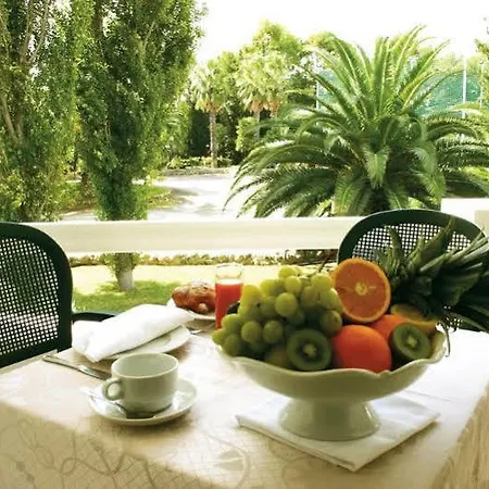 Grand Rosa Marina Hotel